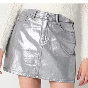 (NEW )Silver Metallic Skirt